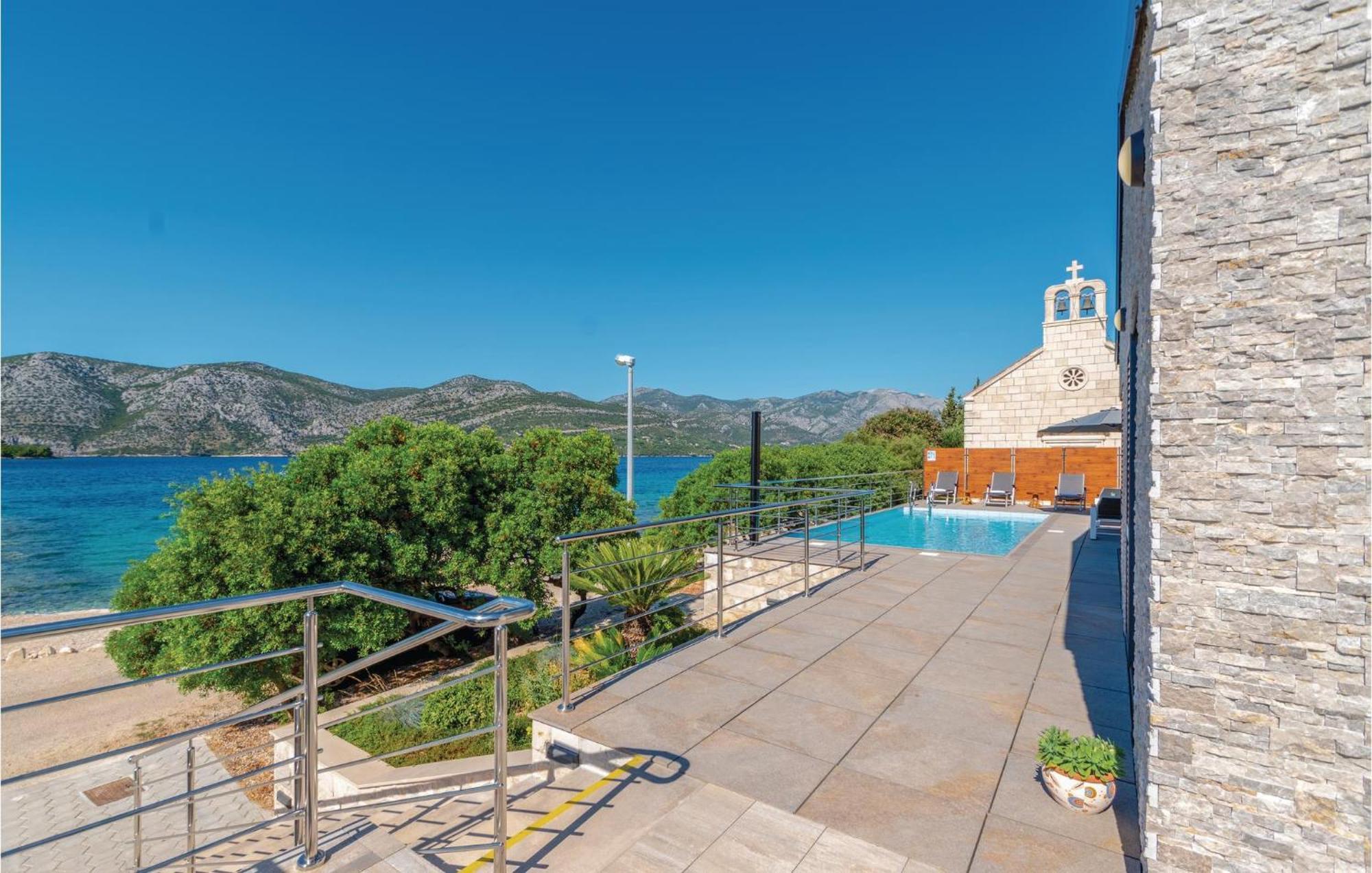 Nice Home In Kneze With Wifi Pupnat Exterior photo