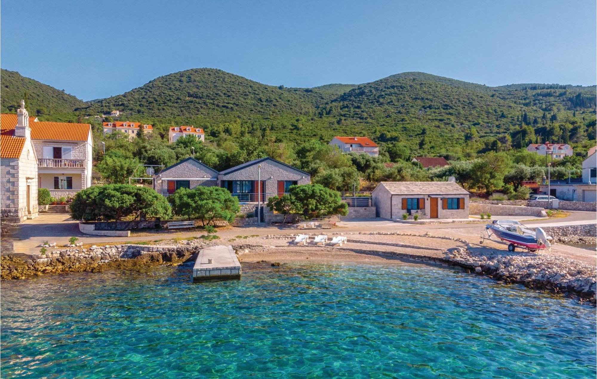 Nice Home In Kneze With Wifi Pupnat Exterior photo